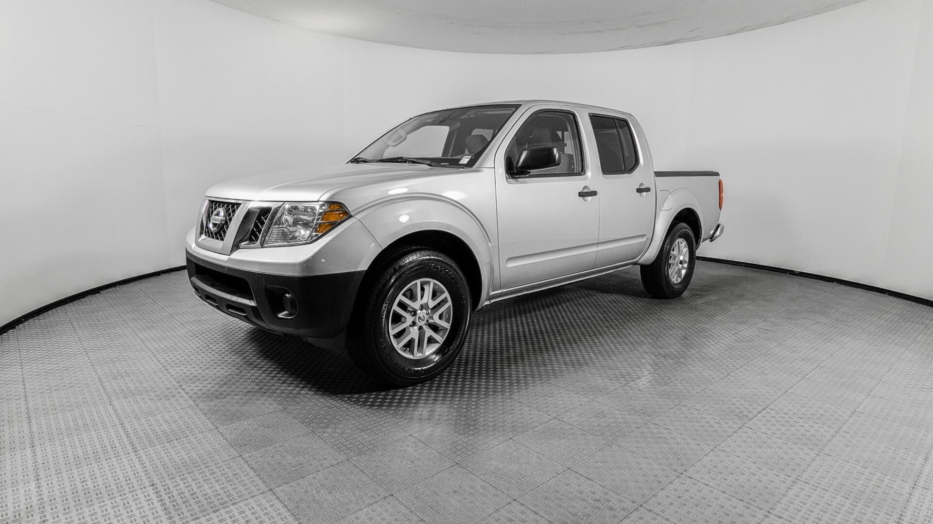 2019 NISSAN FRONTIER