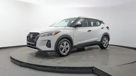 2023 NISSAN KICKS