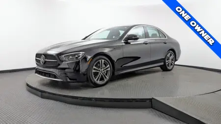 2022 MERCEDES-BENZ E-CLASS